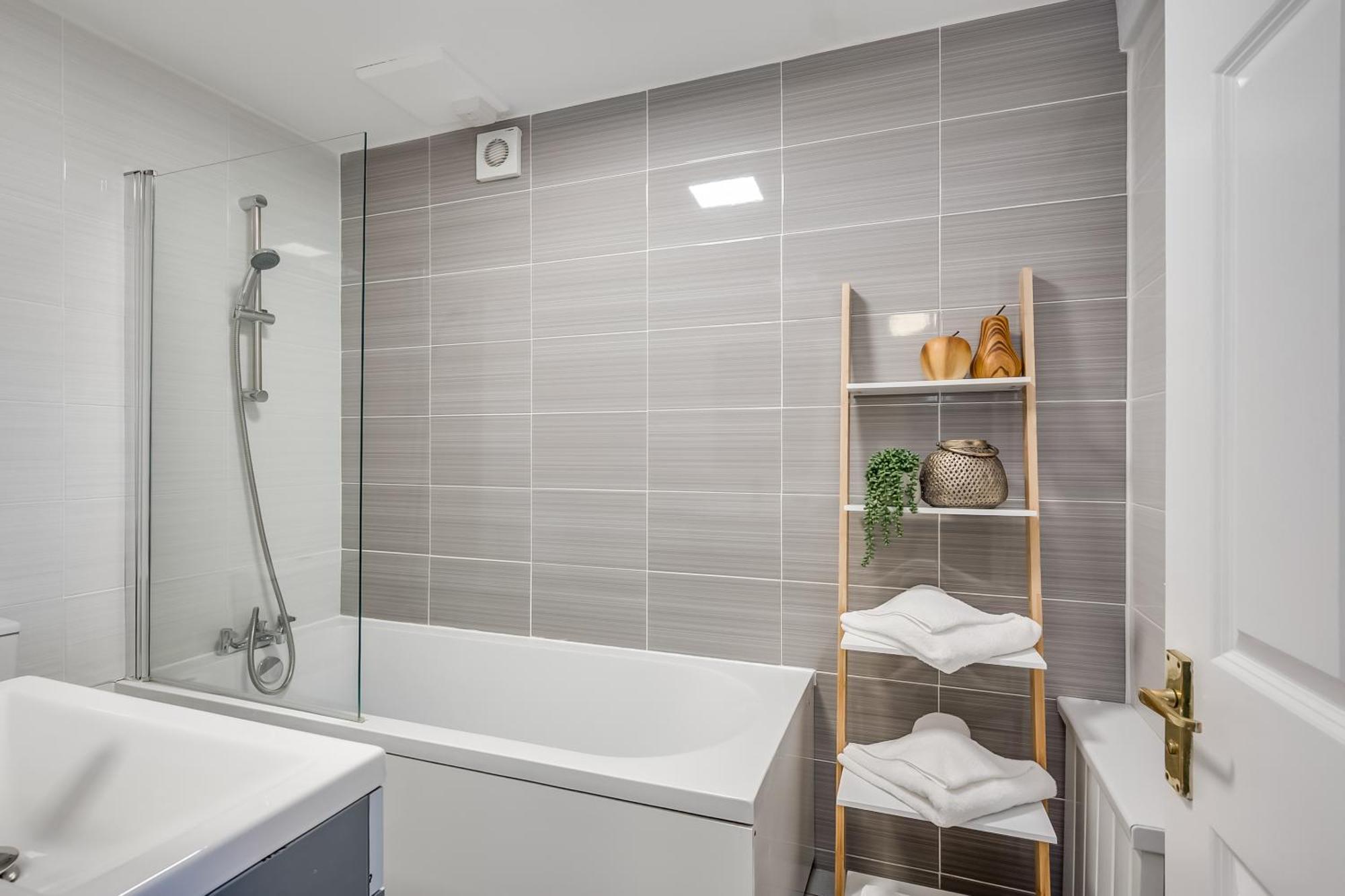 Central Belfast Apartments Queen'S Hideaway エクステリア 写真